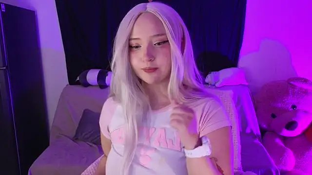 KuroChan420 online show from March 2025 03:44:02 AM