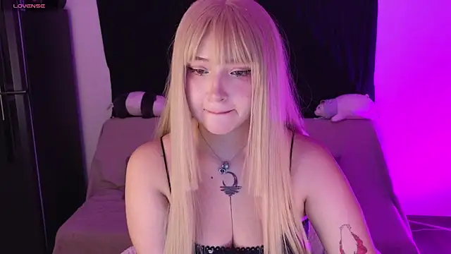 KuroChan420 online show from March 2025 11:12:02 PM