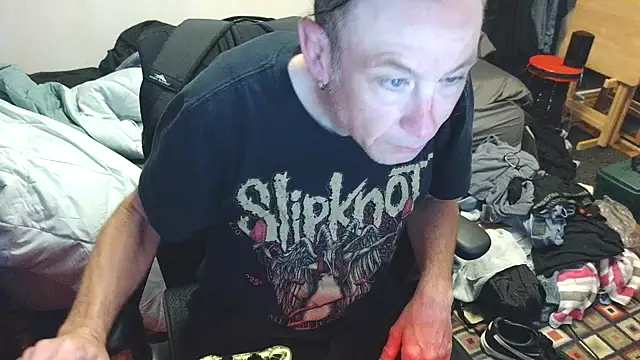 Snapshot of jjdirty6996 chatting on June 2026 01:52:01 PM jjdirty6996 online show from June 2026 01:52:01 PM