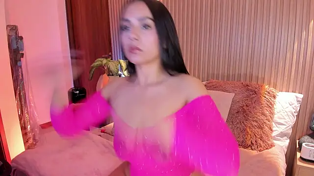 Snapshot of AMELIE_xx chatting on June 2026 01:54:02 AM AMELIE xx online show from June 2026 01:54:02 AM
