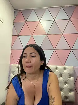 juliana diaz online show from September 2025 11:22:02 AM