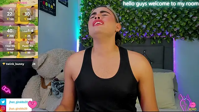 kamii 22 online show from December 2024 04:34:01 PM