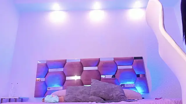 AlondraDiossa03 online show from February 2025 07:49:01 PM