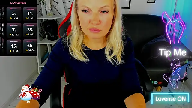 Abby Moore  online show from March 2025 11:09:02 PM