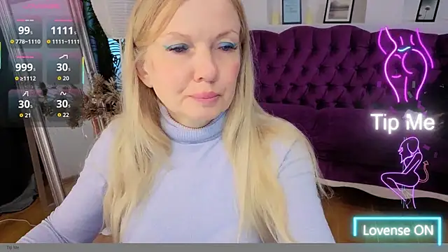 Abby Moore  online show from June 2026 07:10:01 AM