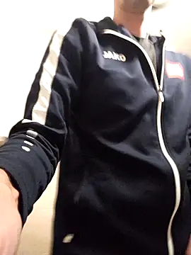 Geiler-boy313 online show from December 2024 03:46:01 PM