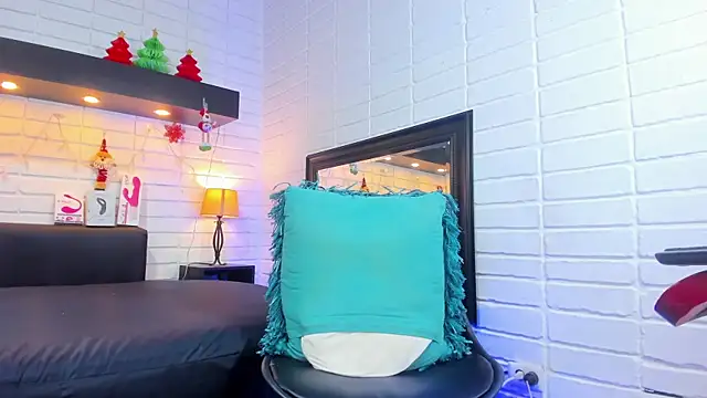 AlanNaughty online show from December 2024 01:03:01 AM