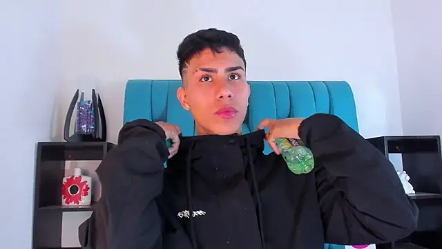 AlanNaughty online show from January 2025 09:17:01 PM