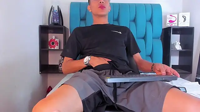 AlanNaughty online show from January 2025 11:01:02 AM