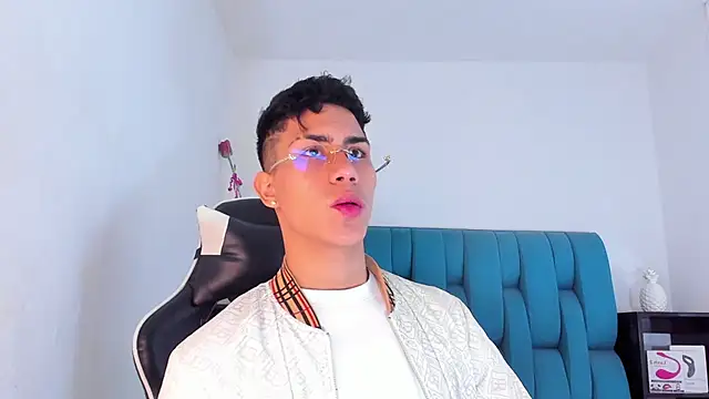 AlanNaughty online show from March 2025 07:58:02 PM