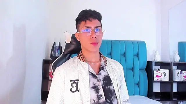 AlanNaughty online show from March 2025 07:55:02 PM