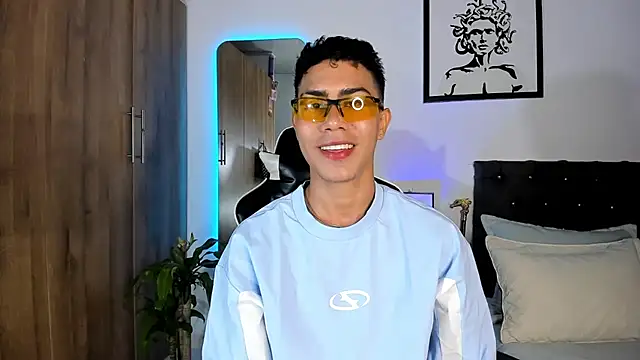 AlanNaughty online show from April 2026 12:00:01 AM