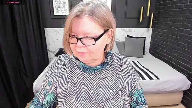 Shannonshine online show from February 2025 07:42:01 PM