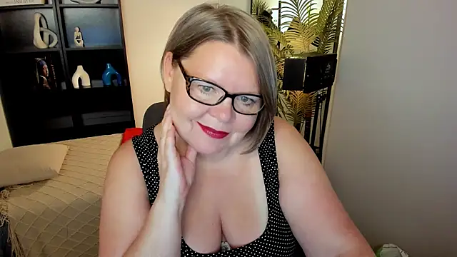 Snapshot of Shannonshine chatting on July 2026 01:26:01 PM Shannonshine online show from July 2026 01:26:01 PM