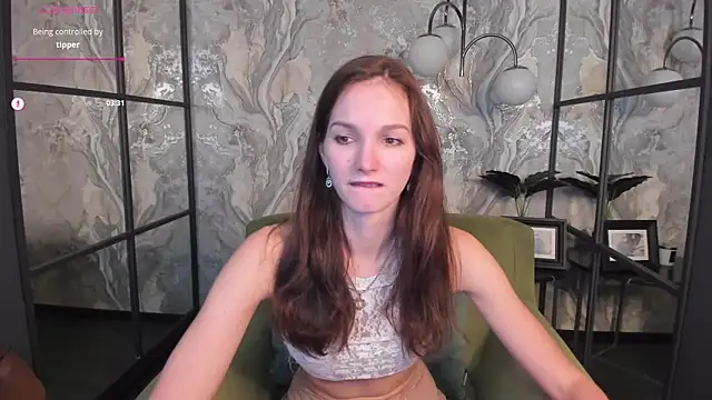 MirandaGlow online show from February 2025 08:50:01 AM