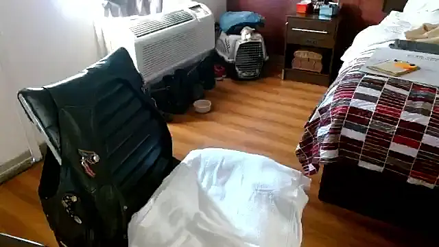 mycock2474u online show from November 2025 10:31:02 PM