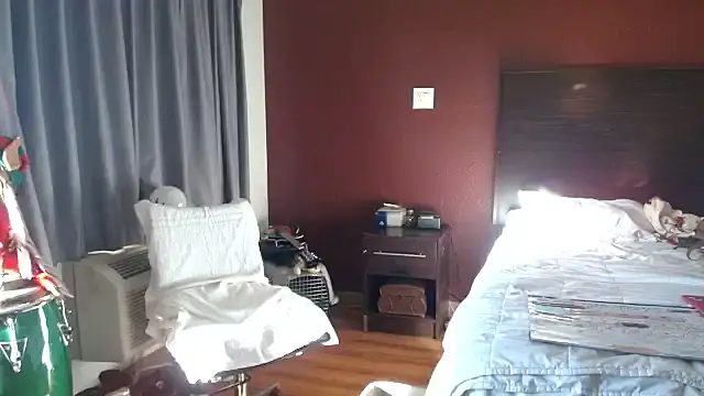 mycock2474u online show from November 2025 03:29:02 PM