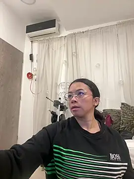 carolgaita online show from February 2025 11:20:01 AM