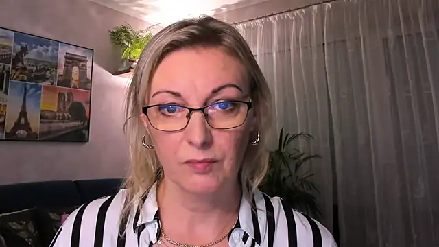 vanessa chat online show from January 2025 05:06:01 PM