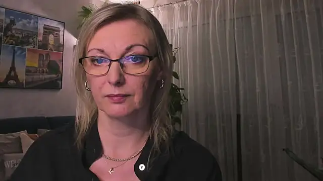 vanessa chat online show from March 2025 05:29:01 PM