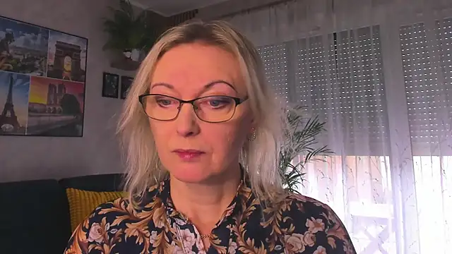 vanessa chat online show from February 2026 12:28:01 PM