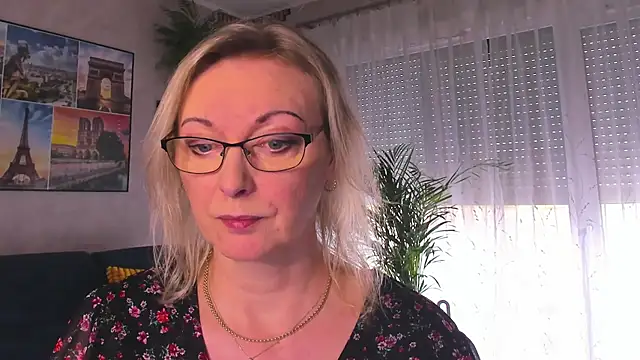 vanessa chat online show from March 2026 02:10:01 PM