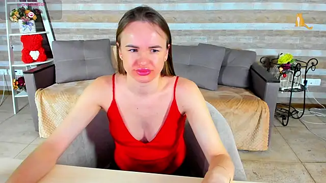 Snapshot of SusanSmit chatting on November 2025 08:10:01 PM SusanSmit online show from November 2025 08:10:01 PM