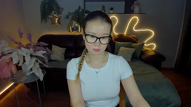 PollyOcean online show from December 2024 10:55:01 AM