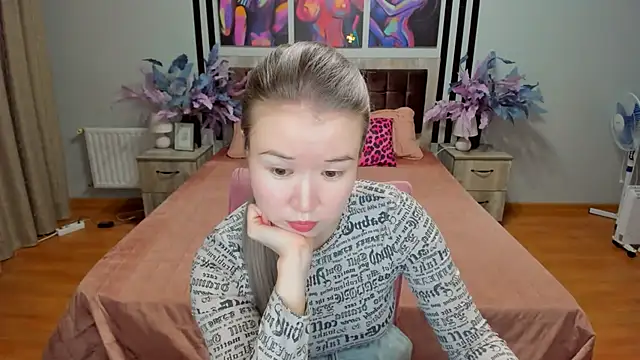 PollyOcean online show from December 2024 01:51:02 PM