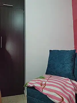 Snapshot of lissglow chatting on November 2025 10:21:01 PM lissglow online show from November 2025 10:21:01 PM