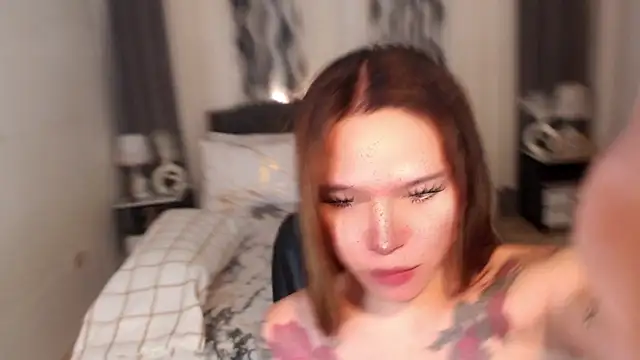 Snapshot of Evalyn_Shemale chatting on February 2026 03:54:01 AM Evalyn Shemale online show from February 2026 03:54:01 AM