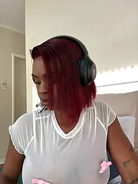 LuciousLips96 online show from December 2025 08:56:02 AM