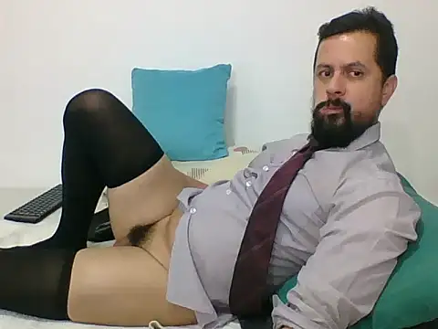 TRIISTAN KING10 online show from February 2025 09:04:02 PM