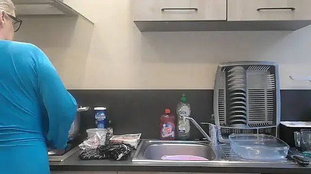 lilie69 online show from October 2025 04:58:02 PM