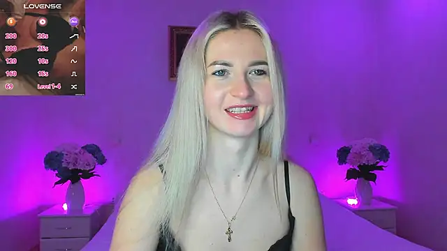 AnnaCarrera online show from December 2024 09:34:02 PM