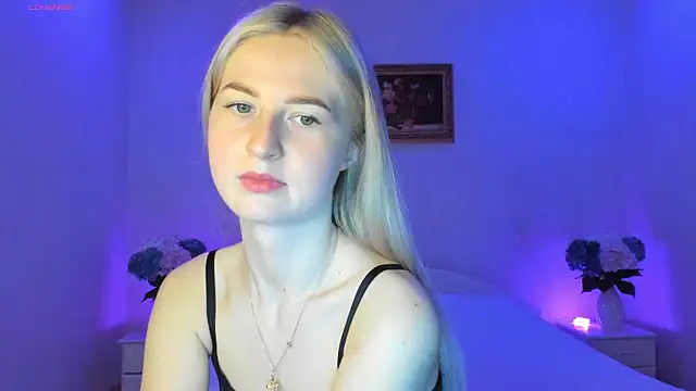 AnnaCarrera online show from March 2025 08:19:02 PM