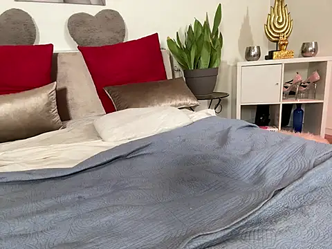 TiffanyRoxx online show from March 2025 12:19:02 AM