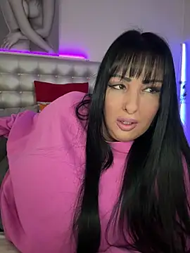 Snapshot of TiffanyRoxx chatting on January 2026 07:41:02 PM TiffanyRoxx online show from January 2026 07:41:02 PM