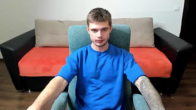 maks wolfis online show from December 2024 02:52:01 PM