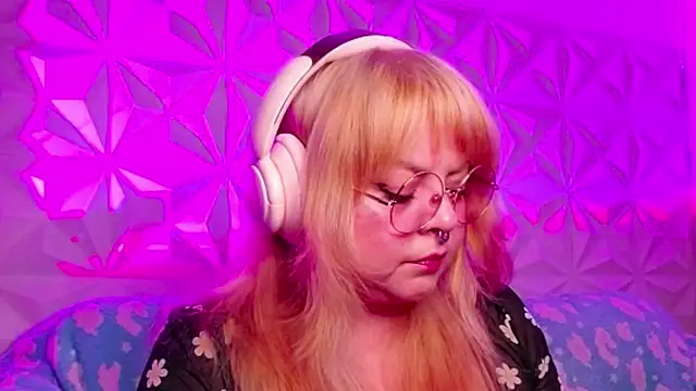 Satyn doll online show from September 2025 03:00:01 AM