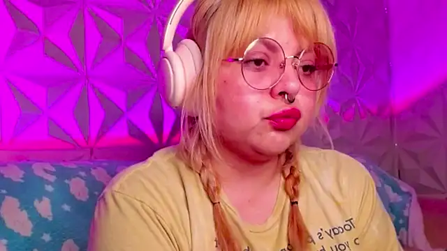 Satyn doll online show from October 2025 11:46:02 PM