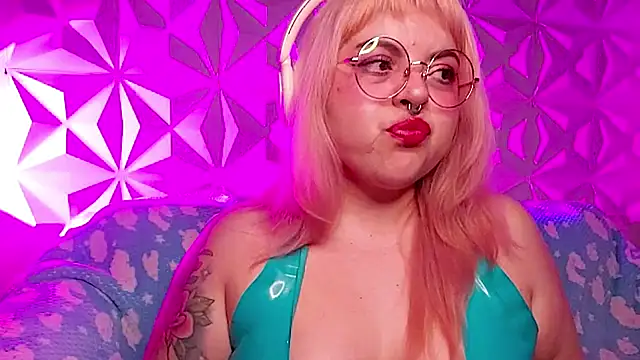 Satyn doll online show from April 2026 11:57:02 PM