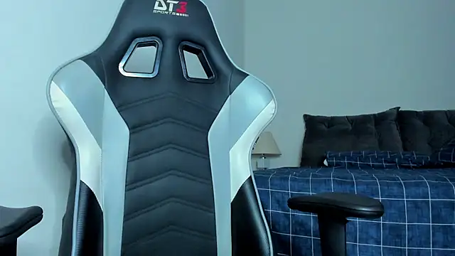 Snapshot of lannasantiago chatting on February 2025 01:13:01 AM lannasantiago online show from February 2025 01:13:01 AM