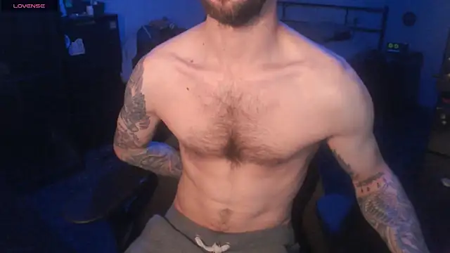 SexxxyLouis online show from November 2025 09:10:01 AM