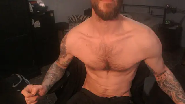 Snapshot of SexxxyLouis chatting on February 2026 09:09:02 AM SexxxyLouis online show from February 2026 09:09:02 AM