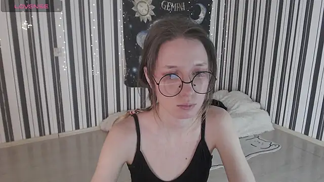  Hanna Moon  online show from October 2025 10:15:01 AM