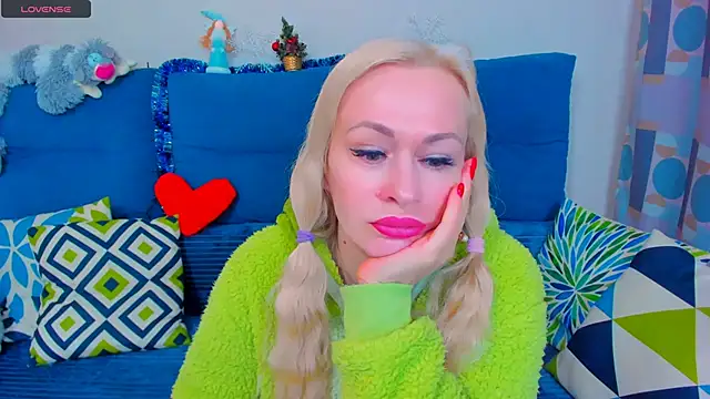 EllenMoore online show from January 2025 02:38:02 AM