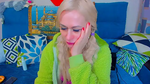 EllenMoore online show from January 2025 05:41:02 AM