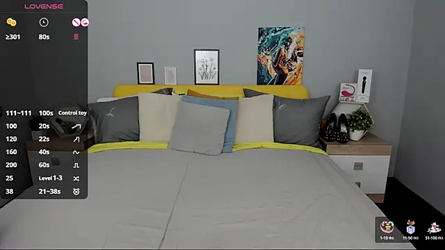 BabeLessi online show from September 2025 05:29:02 PM