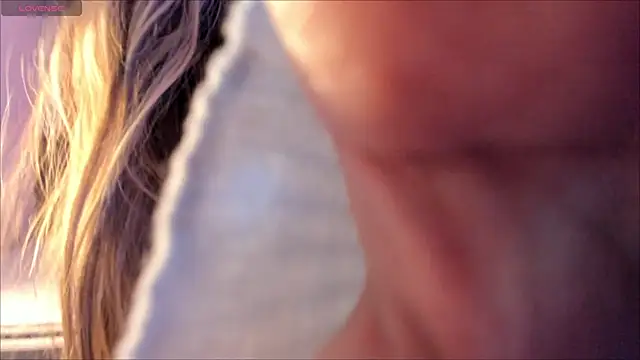 akura011 online show from December 2024 02:05:01 AM